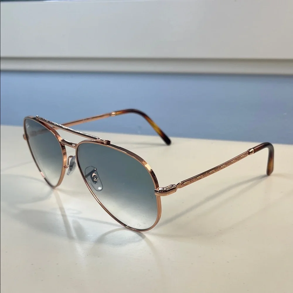 Ray-Ban Aviator Sunglasses - Picture 2 of 6